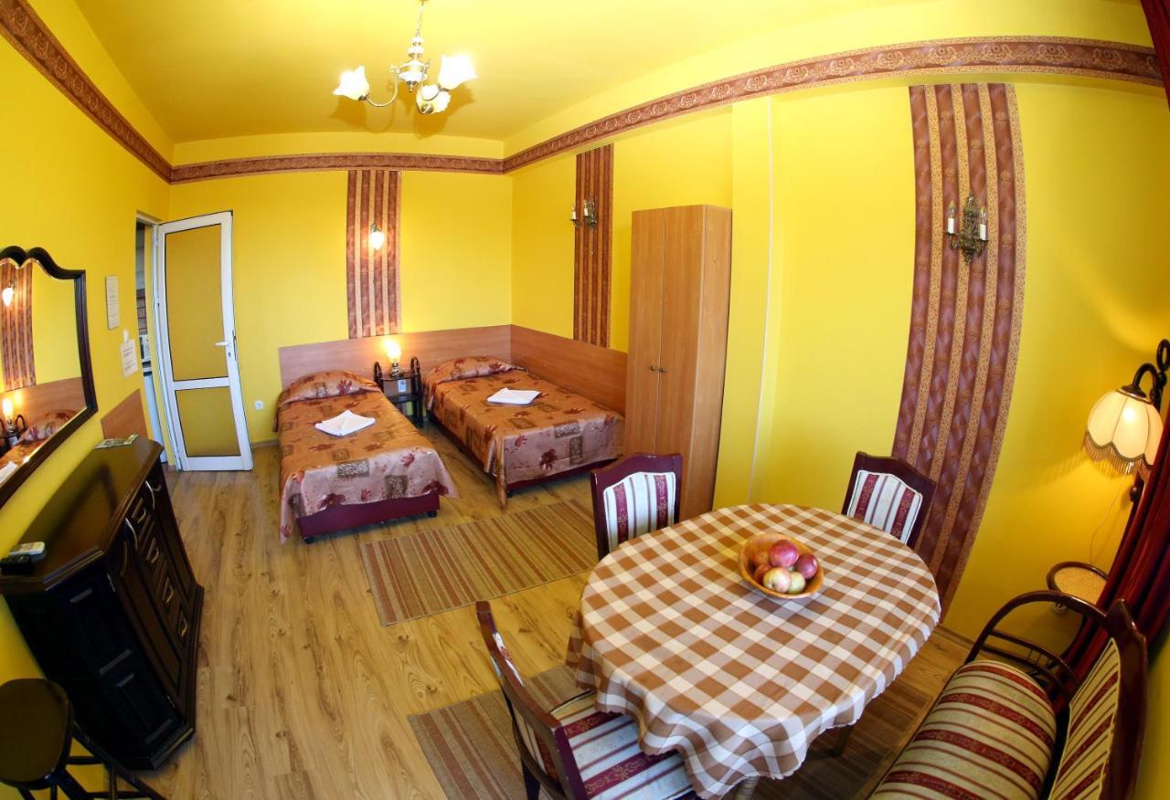 Colored House Apartments Софія Екстер'єр фото
