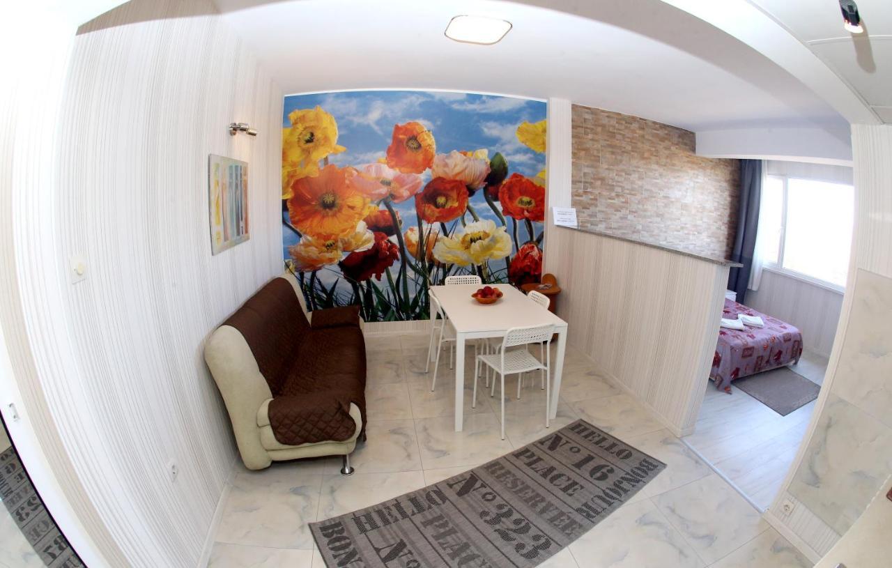 Colored House Apartments Софія Екстер'єр фото