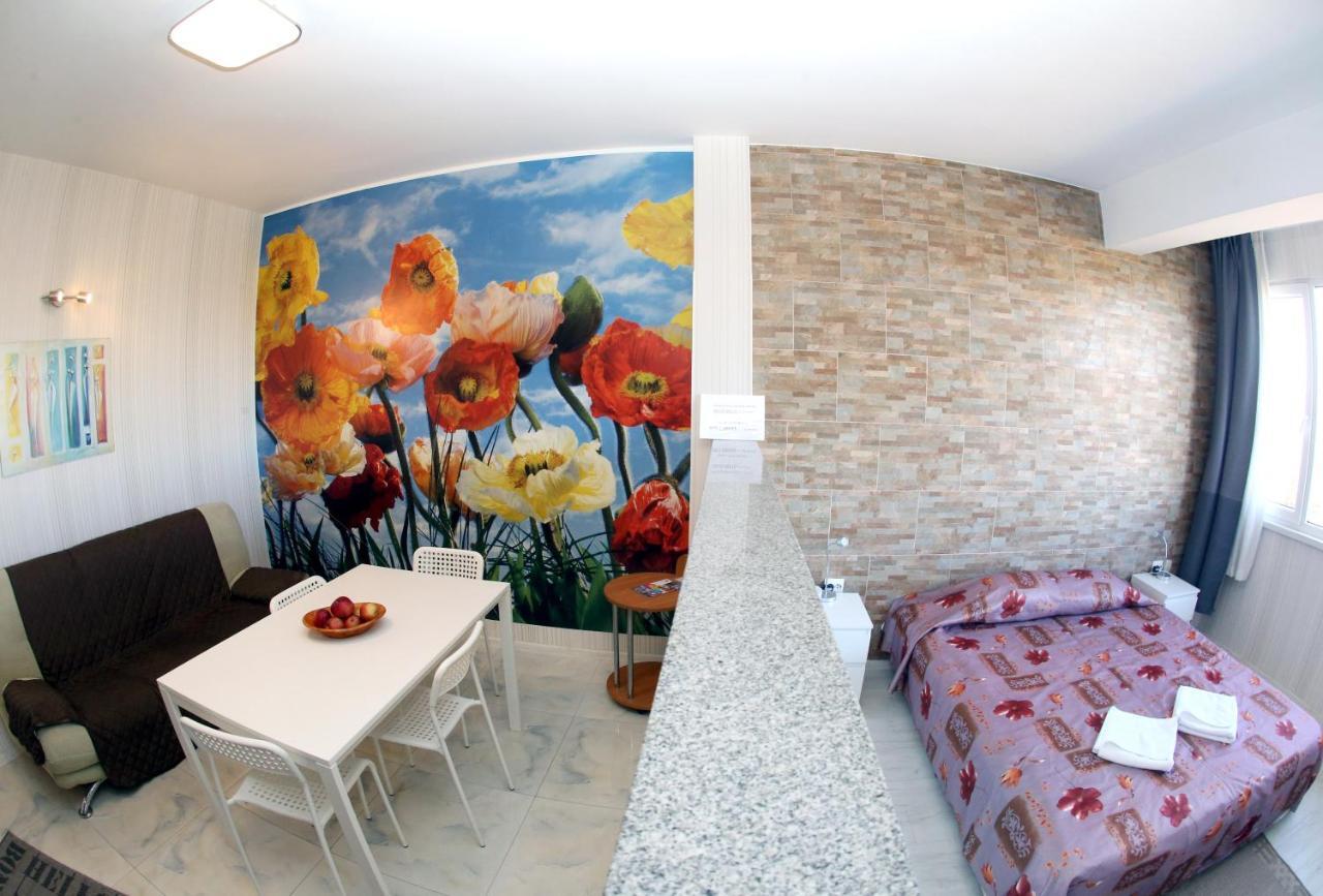 Colored House Apartments Софія Екстер'єр фото