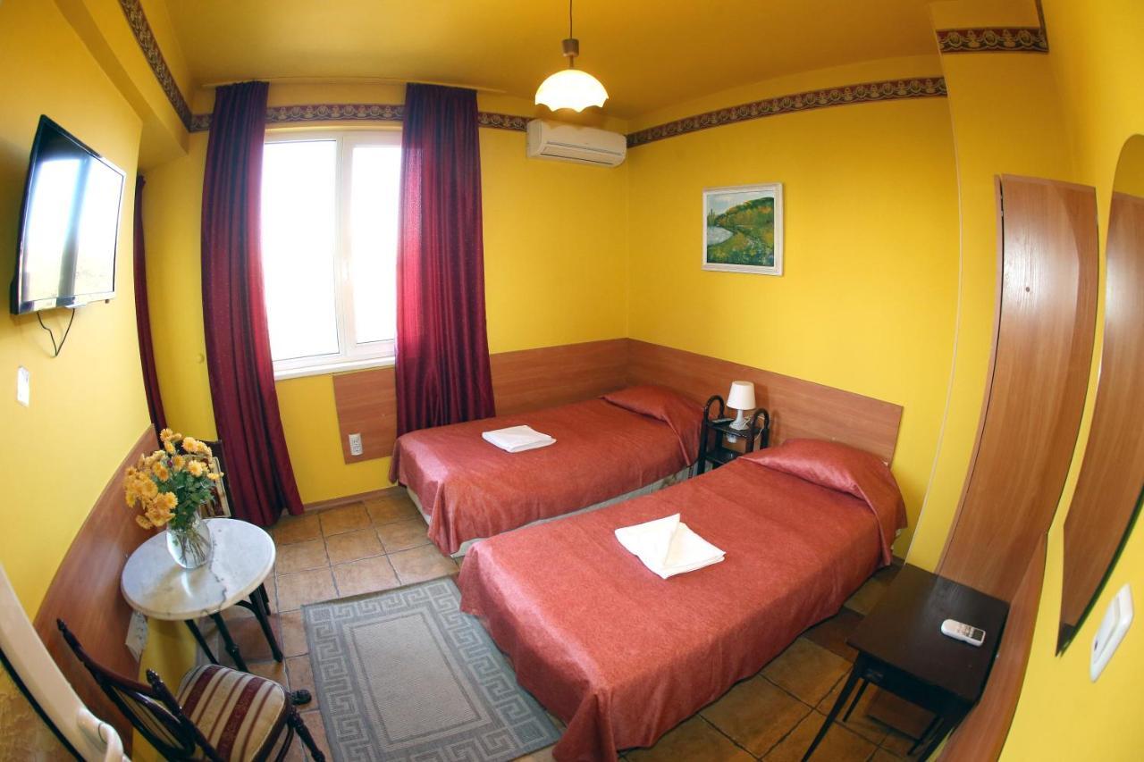 Colored House Apartments Софія Екстер'єр фото